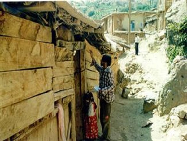 خدمات نیروی زمینی سپاه از اذهان مردم استان پاک نمی شود