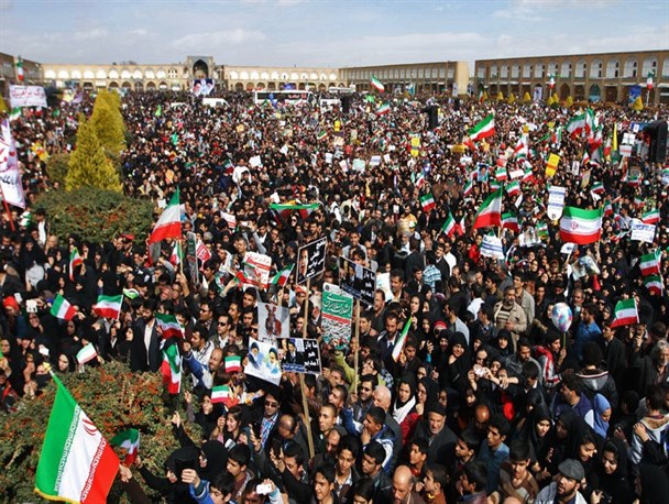راهپیمایی یوم‌الله ۲۲ بهمن نمایش اتحاد و همبستگی است