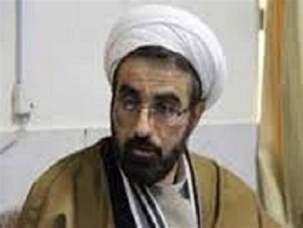 وجود روحیه انقلابی در دانشگاه ضروریست/ قدرت تشخیص و تصمیم گری مشخصه بارز دانشجوست