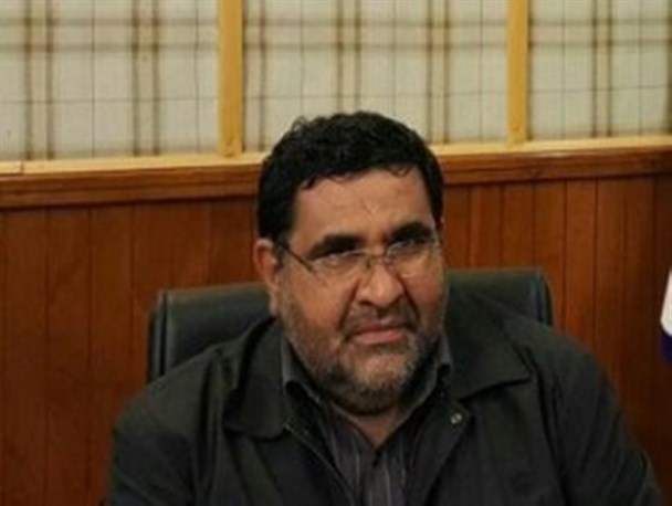گفتمان انقلاب، مقاومت در برابر غرب است/ با شعار نمی توان کشور را اداره کرد