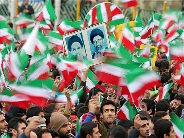 حکومت پهلوی عزت و اقتدار ملت ایران را زیر سؤال برده بود/ بقای نظام در گرو پاسداری از انقلاب است