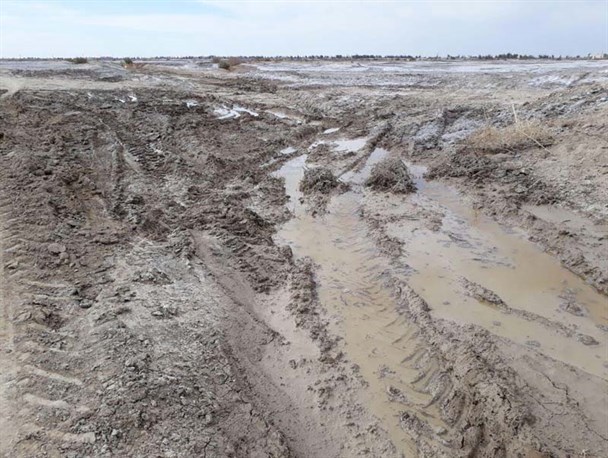 حبس اهالی روستای کانال به دلیل صعب العبور بودن مسیر/۴۸ ساعت بی برقی پیامد برف و باران