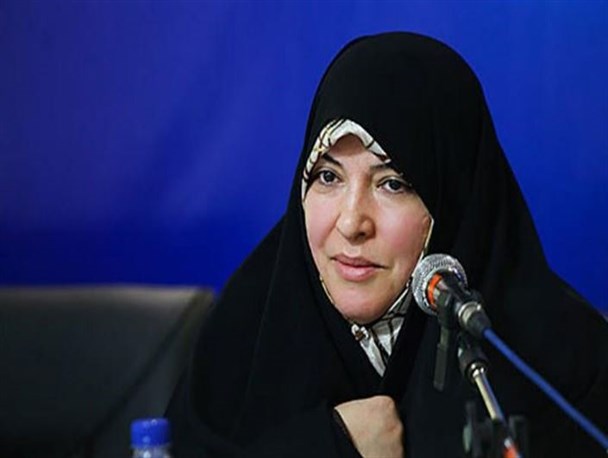 خانواده‌ها فرزندان خود را آرمان‌گرا تربیت کنند/غرب تعریفی از بانوی شایسته ندارد