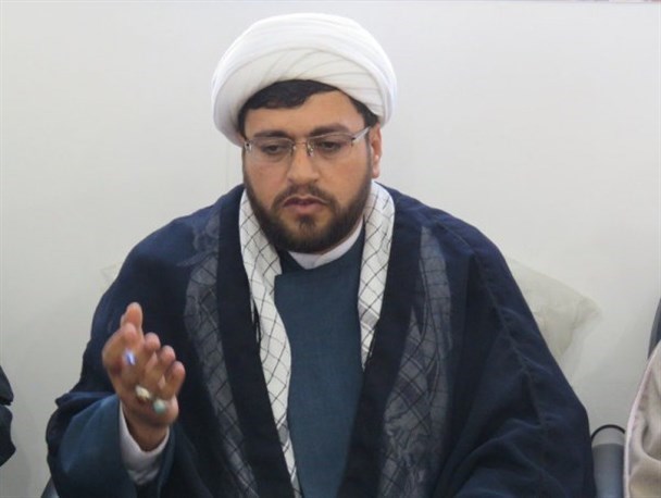 با حضور در راهپیمایی 22 بهمن تمامی نقشه‌های دشمان را نقش بر آب می‌کنیم