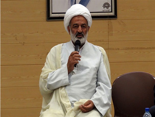 رژیم پهلوی به نخبگان ایران کمترین توجه را داشت/جمهوری اسلامی ایران وابسته به هیچ کشوری نیست