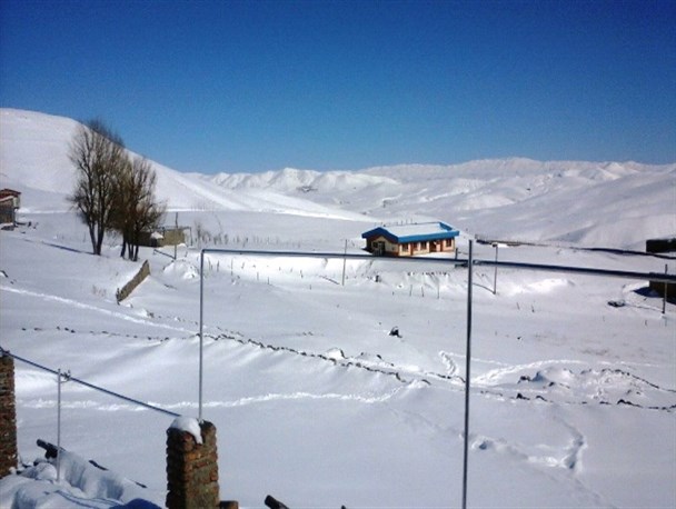 طبیعت زیبای برفی روستای مجید آباد نیر