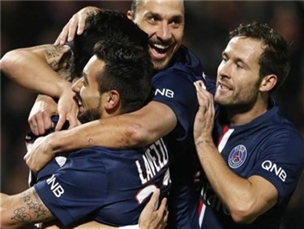 بازیکنان پاری سن ژرمن با بازوبند سیاه به مصاف چلسی می روند