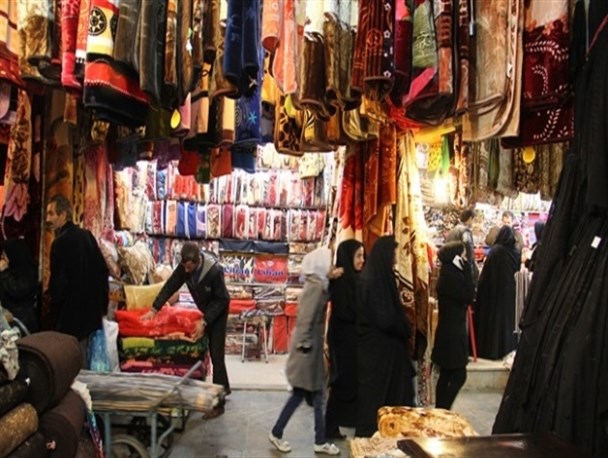 "هر سال گران‌تر از پارسال" گلایه تلخ سمنانی ها در خریدشب عید/ گرانی های لجام گسیخته، بلای جان سمنانی ها در آستانه شب عید