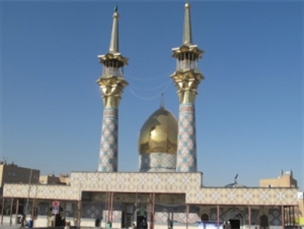 جایگاه ارزشمند امامزاده عبدا...(ع) در بین گردشگران غیر ایرانی/الماسی ‌درخشان بر تارک همدان