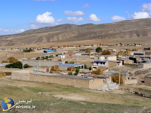 سقزچی روستای نمونه گردشگری نیر چشم به راه مسافران نوروزی+تصاویر
