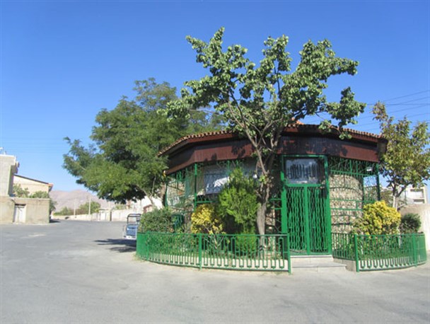 مقبره پروفسور سید محمود حسابی