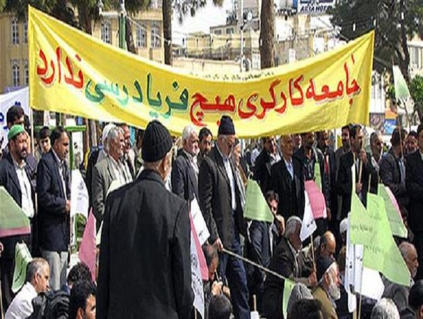 سعیدی:تصمیم برای دستمزد کارگران ناعادلانه بود/چمنی: تا زمانی که دولت، کارفرمای بزرگی است، هیچگاه حق قانونی کارگران استیفا نخواهد شد
