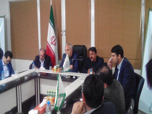 جلسه هم‌اندیشی جوانان با شهردار و شورای شهر طرقبه برگزار شد