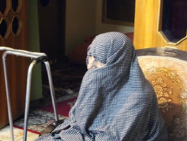 دیدار مادر شهید خرازی و مادر شهید همت در شهرضا/ تصاویر