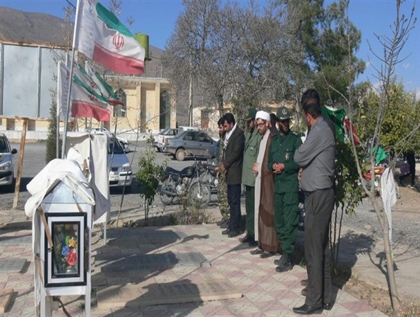 دیدار غریبانه با شهدا در آباده طشک