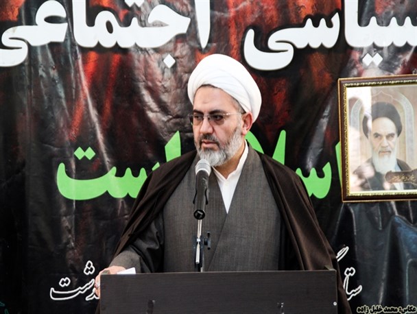 حفظ وحدت و تقویت مساجد لازمه انقلابی مستحکم است