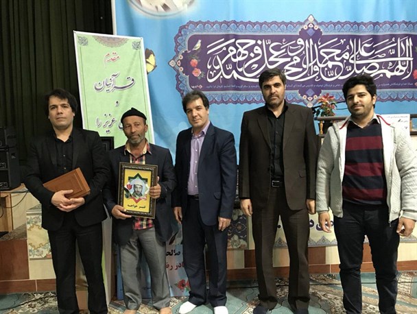 از خانواده شهید «قنبر خواجه» تجلیل شد