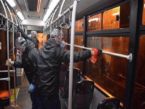 ضدعفونی و گند زدایی معابر و مکان های عمومی ساوه