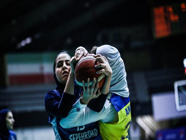 لیگ برتر بسکتبال زنان| گروه بهمن صدرنشین بدون باخت و بدون حریف!