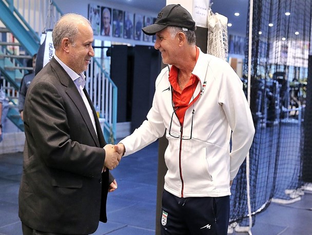 تمدید قرارداد کی‌روش با آرای حداکثرِ منهای یک/ اعتماد مجدد به «مرد بازنده» تیم ملی با فشارهای بیرونی!