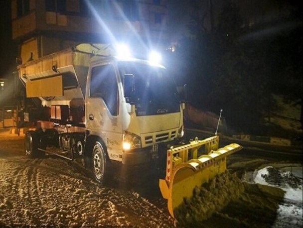 آماده باش برف‌ روب‌های تهران برای برای برف امشب