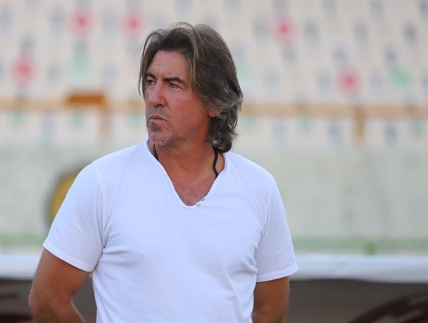 دیدار مدیرعامل استقلال با ساپینتو در کمپ حجازی