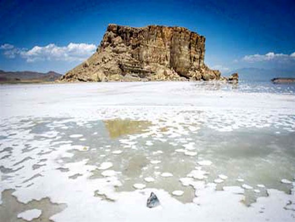 انتقال آب از سد سیلوه به دریاچه ارومیه تا بهمن‌ ماه