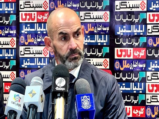 خمز: مادامی که تیم زیر نظرم پیشرفت کند، در تراکتور می‌مانم/ اخبار جدایی‌ام درست نیست