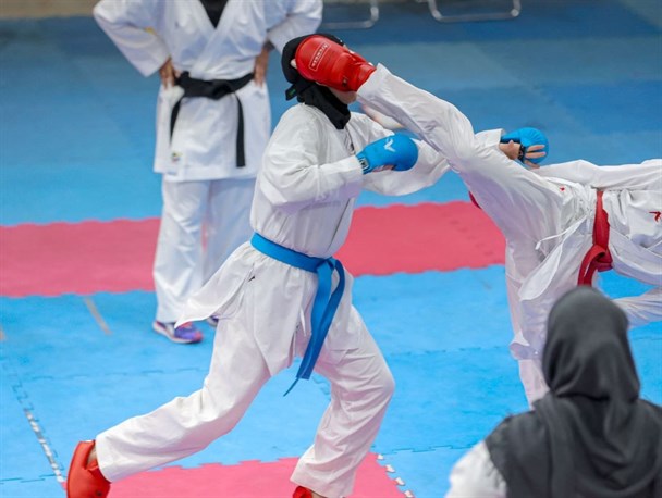 سوپر لیگ کاراته زنان| ادامه صدرنشینی دانشگاه آزاد