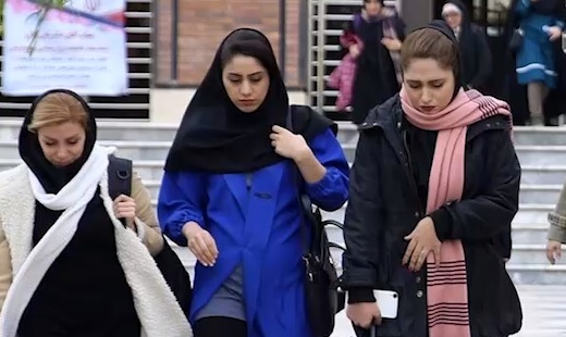 چرا روسریت رو برنمی داری؟!