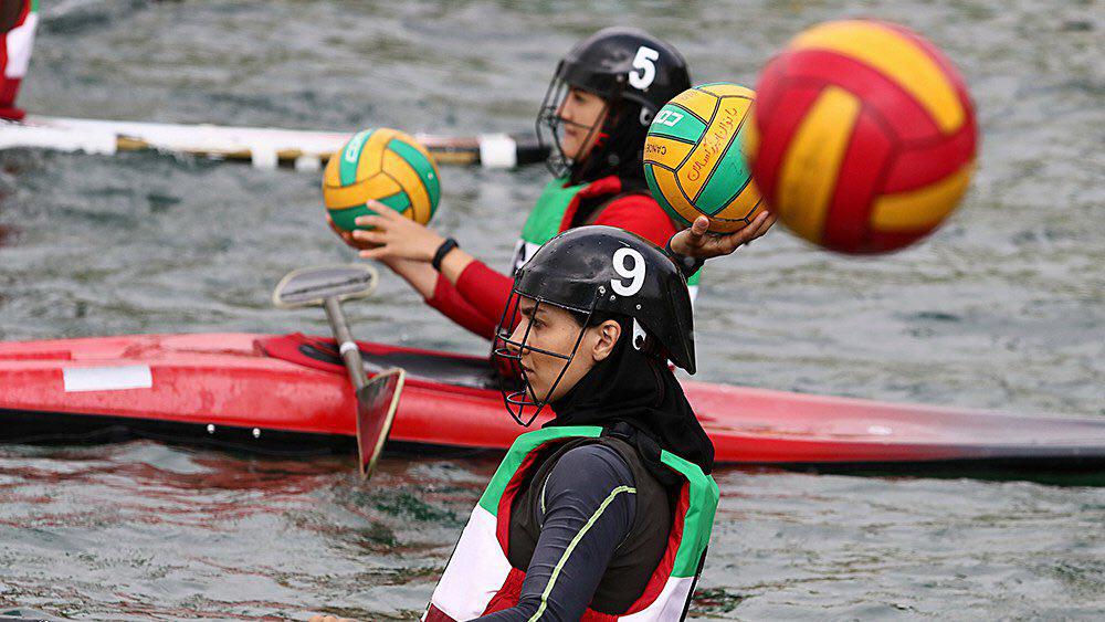 لیگ کانوپولو زنان| صدرنشینی نوین در پایان دور رفت