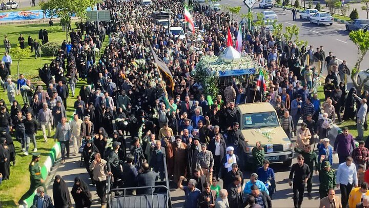 پیکر پاک شهید مدافع حرم «میلاد حیدری» در قرچک تشییع شد