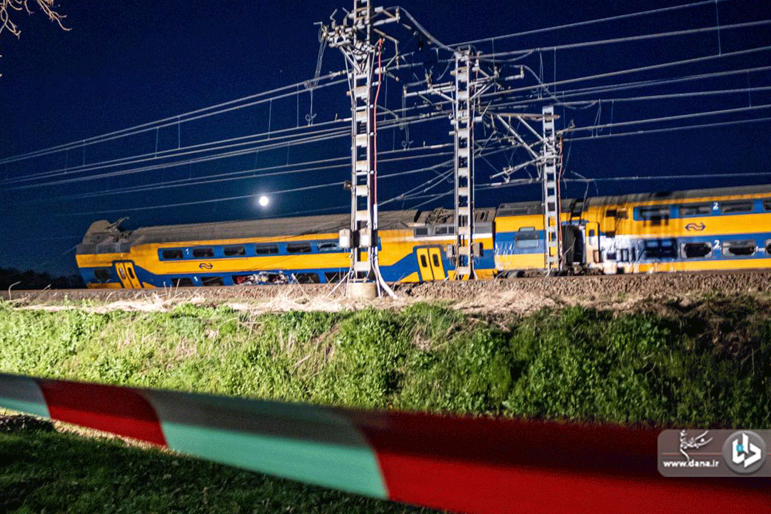 برخورد قطار مسافربری با قطار باری در هلند