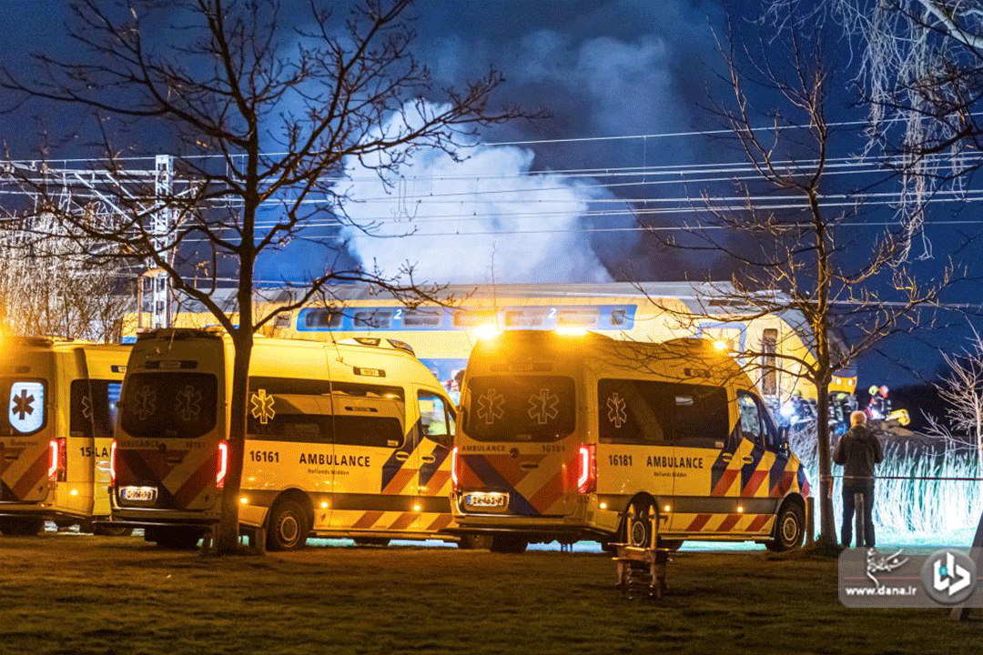 برخورد قطار مسافربری با قطار باری در هلند