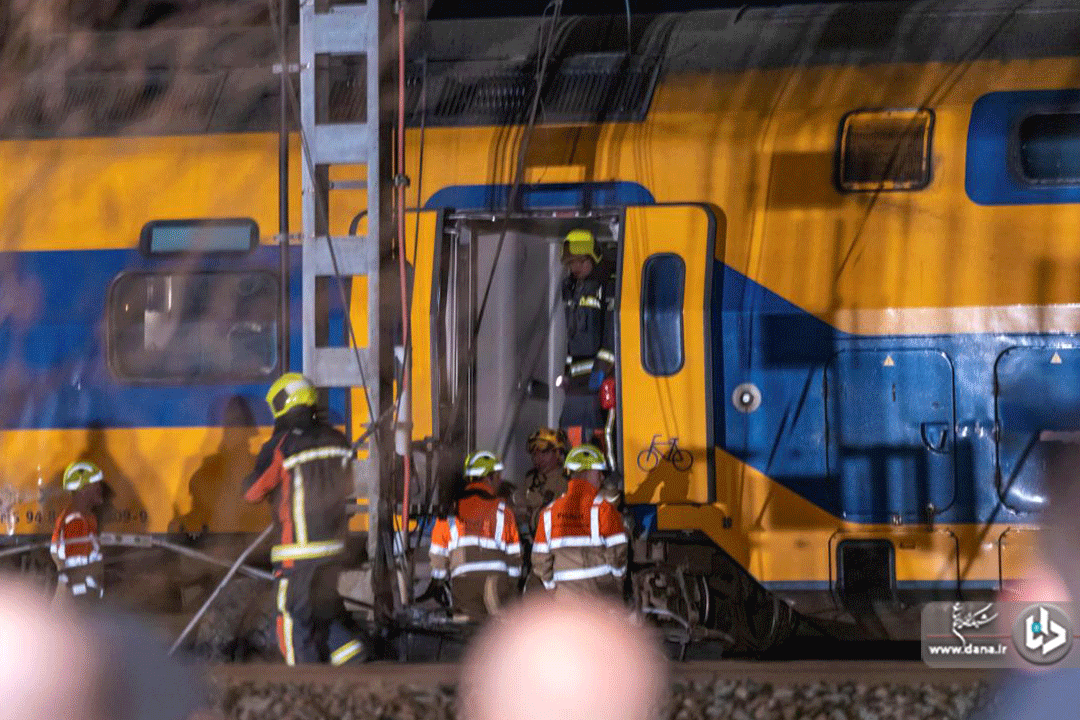 برخورد قطار مسافربری با قطار باری در هلند