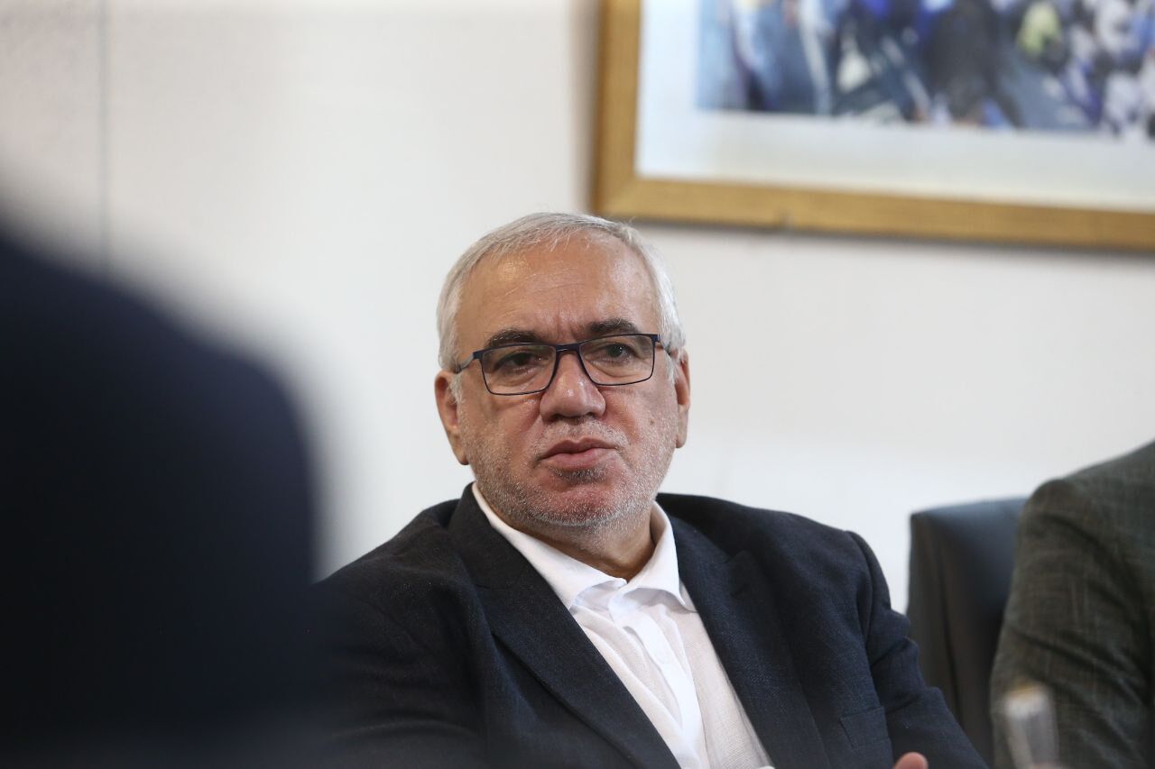 فتح‌الله‌زاده: ساپینتو ۱۰۰ هزار دلار از من گرفته/ ۹۰ درصد لیگ قهرمانان را از دست داده‌ایم!