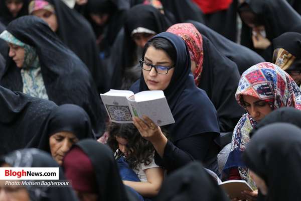 مراسم پرفیض دعای عرفه در حسینیه عاشقان ثارالله قائم‌شهر