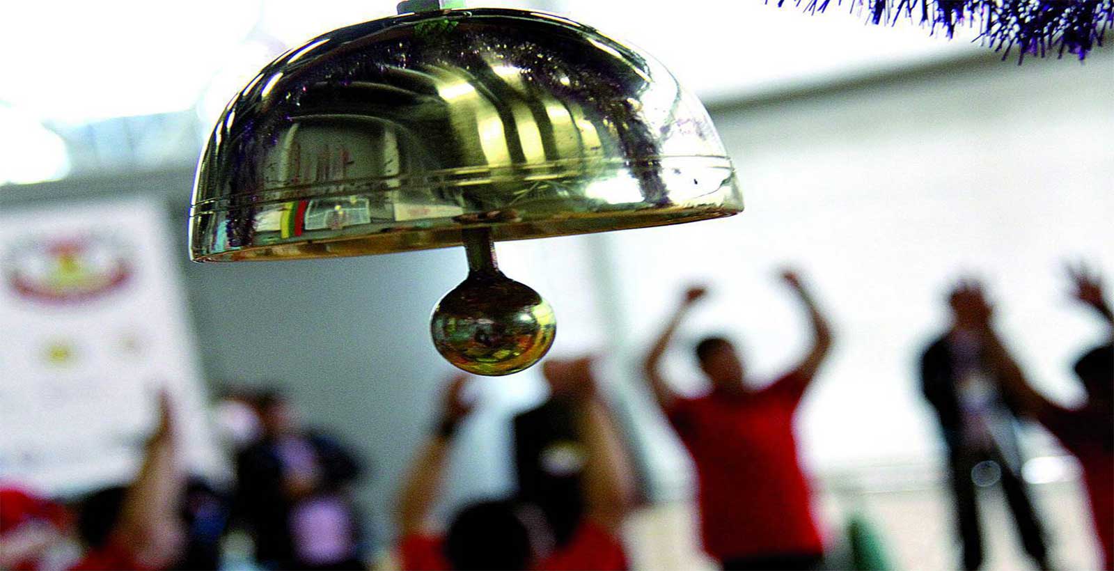 وزیر کشور یک مجتمع فرهنگی ورزشی در یزد را افتتاح کرد