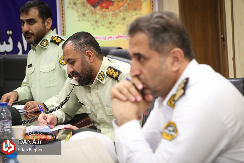 جلسه ارتباط مستقیم شهروندان با مسئولین فرماندهی انتظامی تهران بزرگ