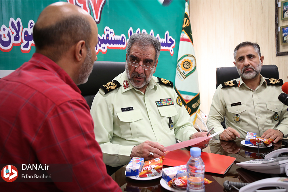 جلسه ارتباط مستقیم شهروندان با مسئولین فرماندهی انتظامی تهران بزرگ