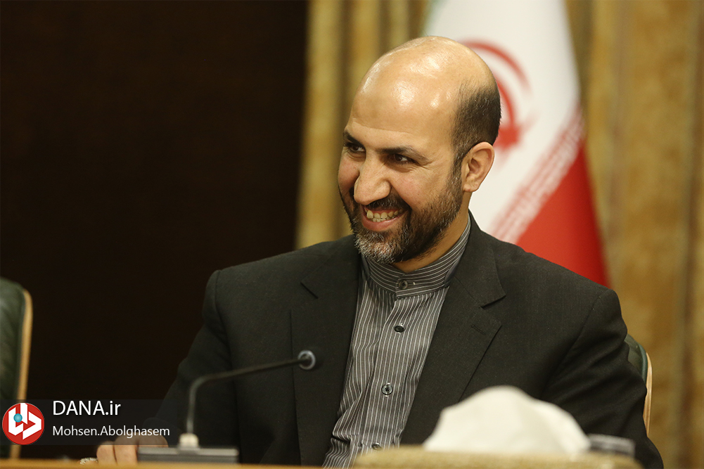 جلسه بررسی فرصت های سرمایه گذاری و توسعه اقتصادی استان گلستان