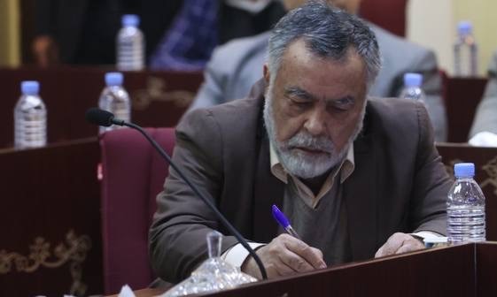 قربانی: مشکلی برای تأمین مهمات و سلاح نداریم/ باید خودمان را با مشکلات بودجه و دلار 100 تومانی وفق دهیم