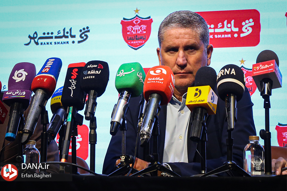 حضور خانواده سرمربی پرسپولیس برای اقامت در تهران
