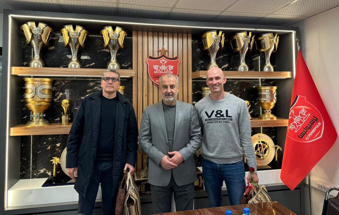 تقدیر باشگاه پرسپولیس از گاریدو و ژاوی/ بدرقه سرمربی اسپانیایی