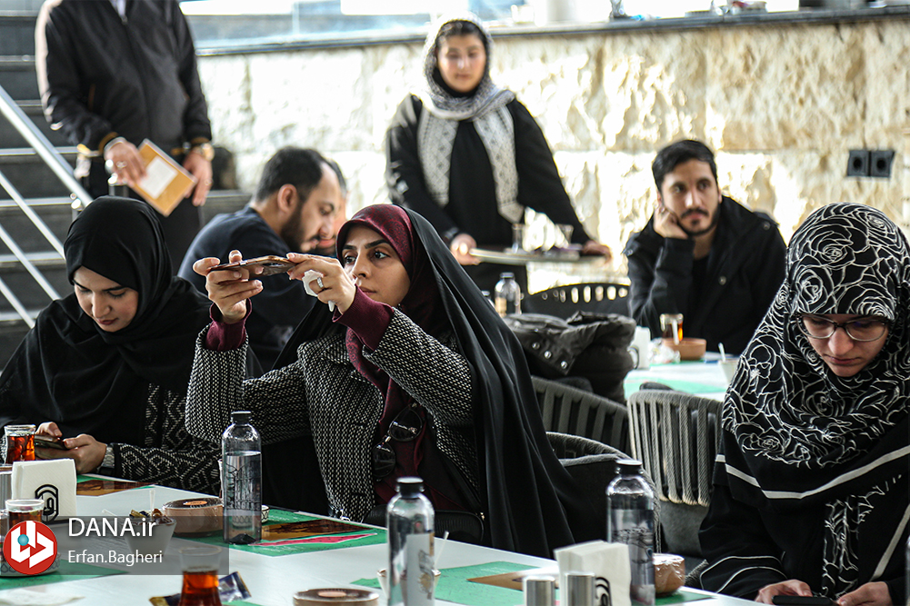 رونمایی از مستند فریم‌های فلسطینی