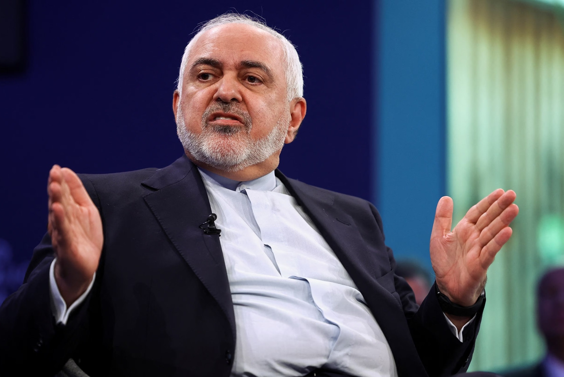 تقویت توان نظامی مطالبه ملت، خلع سلاح مطالبه غربگراها!/ظریف نسخه خلع سلاح پیچد! 