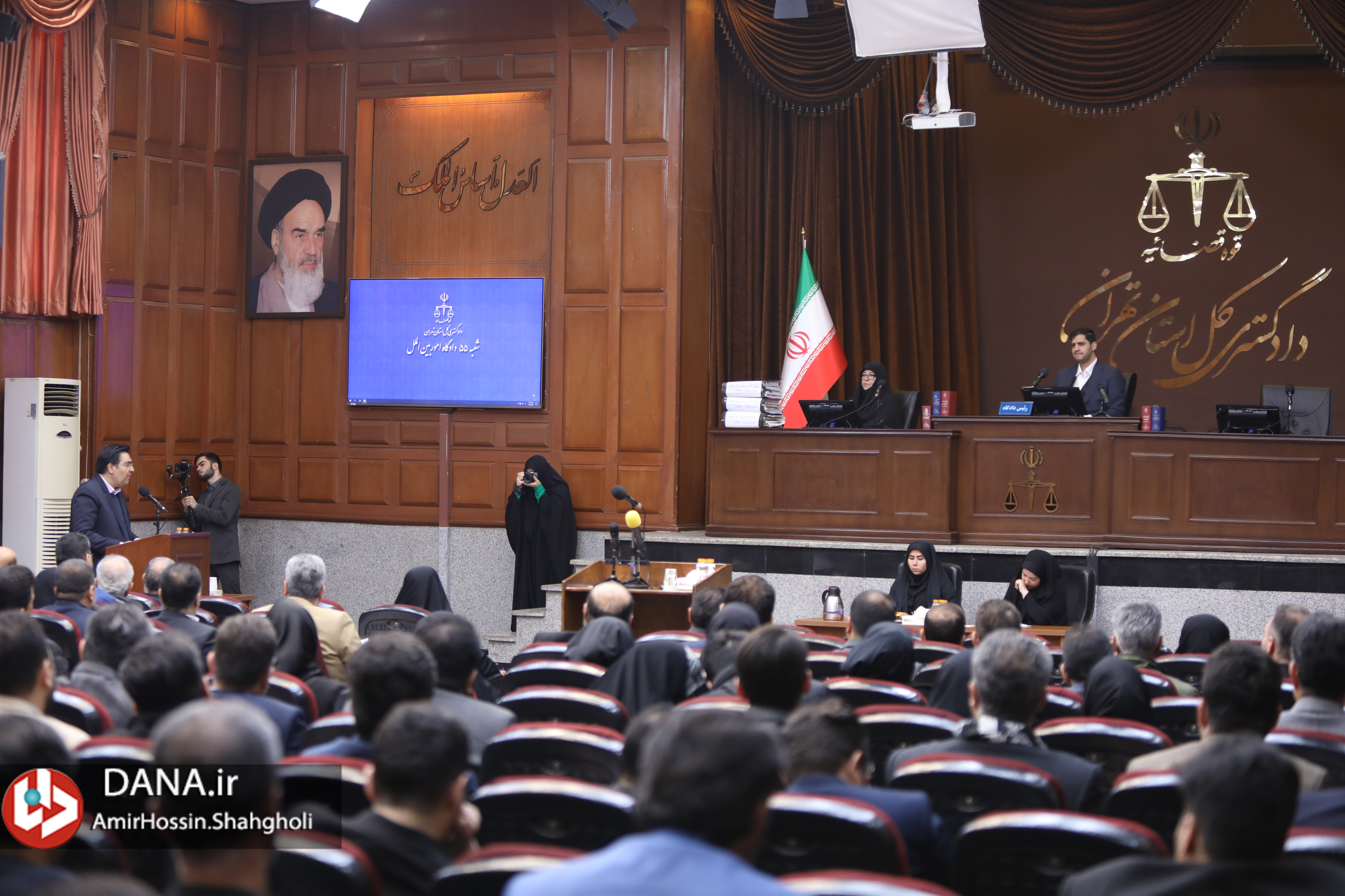 اولین جلسه رسیدگی به پرونده دادخواهی خانواده‌های شهدا و آسیب‌دیدگان ناشی از اقدامات گروهگ تروریستی حرم مطهر احمدبن موسی (ع)