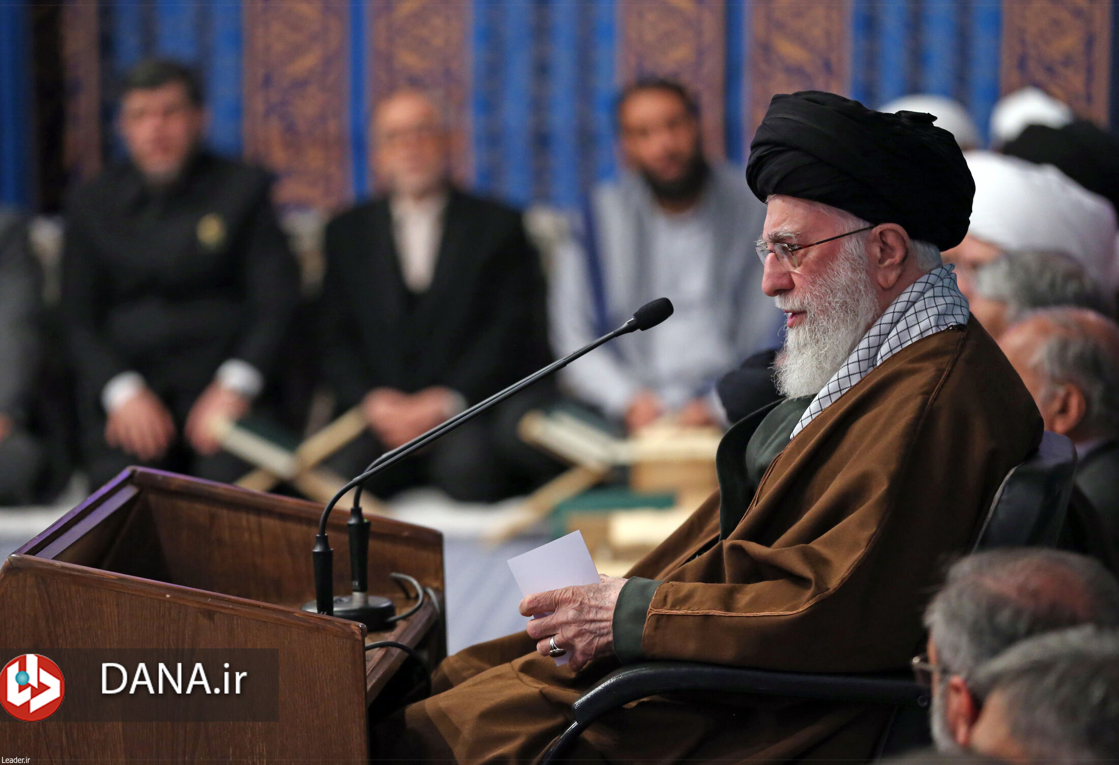 دیدار شرکت کنندگان در چهل و یکمین دوره مسابقات بین‌المللی قرآن با رهبر انقلاب