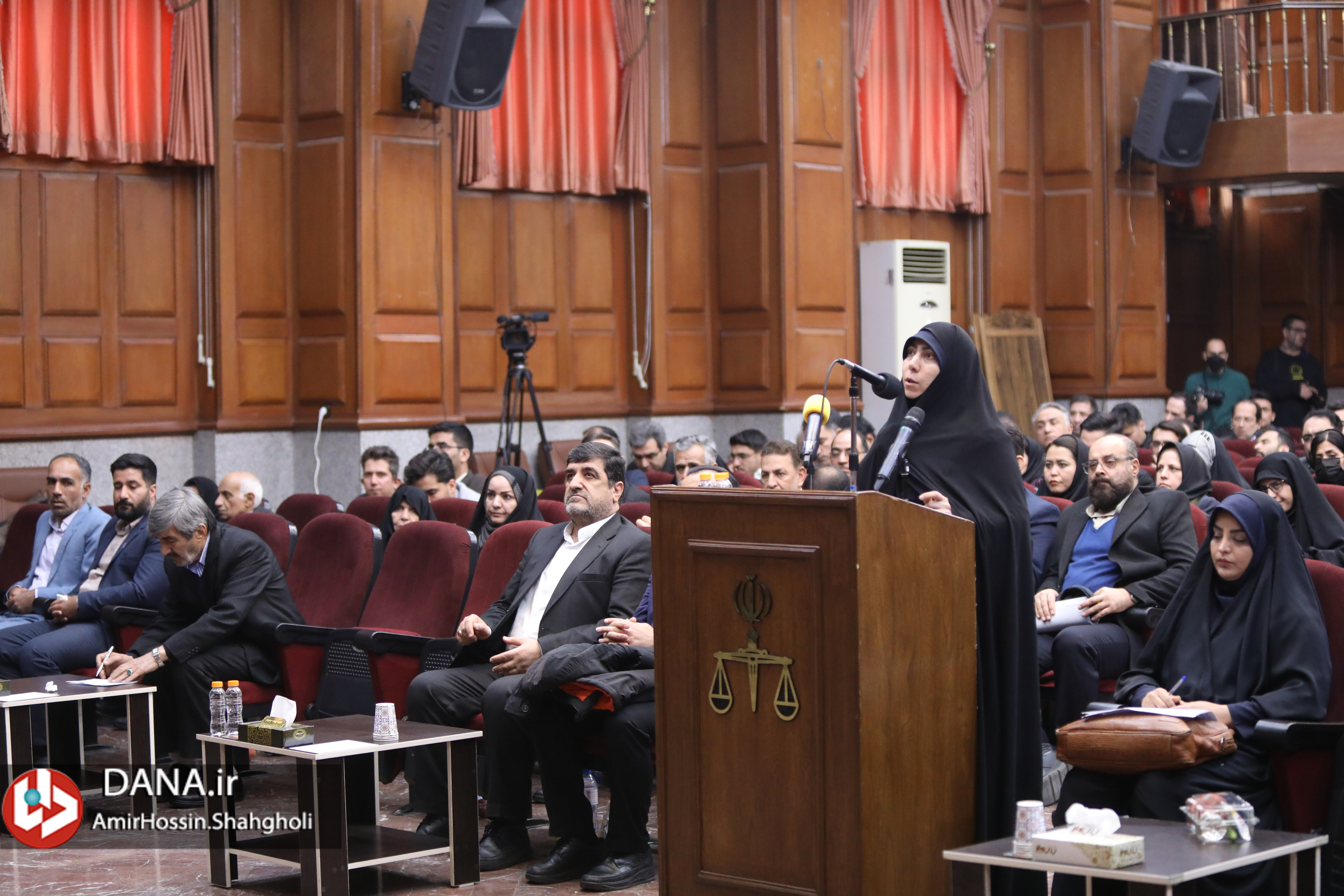 اولین جلسه رسیدگی به پرونده دادخواهی خانواده‌های شهدا و آسیب‌دیدگان ناشی از اقدامات گروهگ تروریستی حرم مطهر احمدبن موسی (ع)