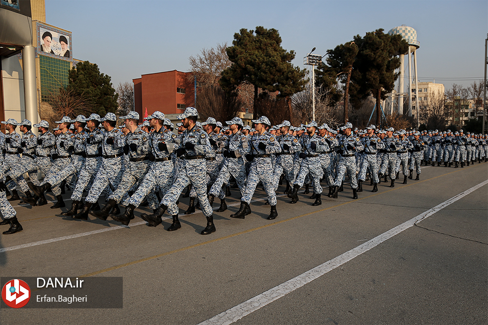 صبحگاه مشترک نیروهای مسلح